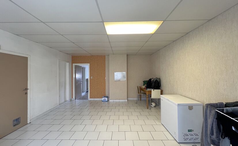 Gebouw voor gemengd gebruik te koop in Aalter