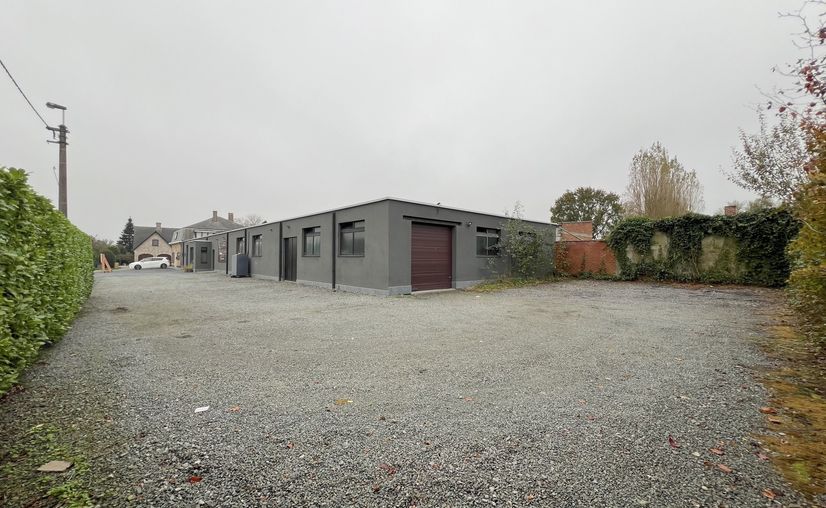 Gebouw voor gemengd gebruik te koop in Aalter