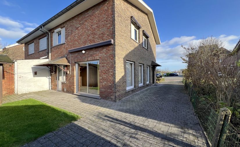 House for sale in Eeklo